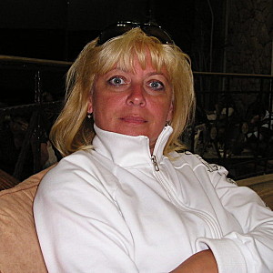 Žena 54 rokov Pezinok