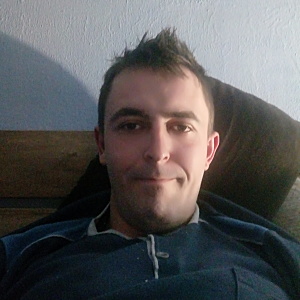 Muž 29 rokov Šaľa