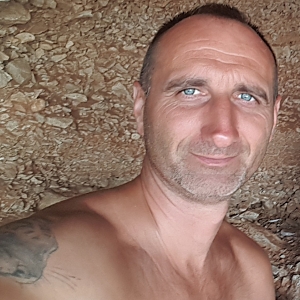 Muž 49 rokov Nové Zámky