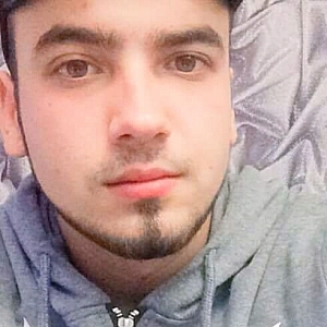 Muž 23 rokov Hlohovec