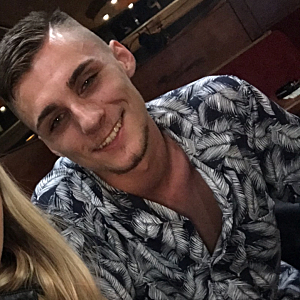 Muž 25 rokov Snina