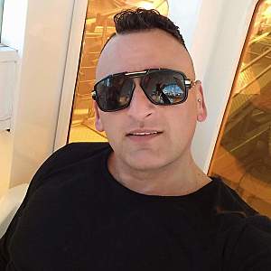 Muž 46 rokov Dolný Kubín