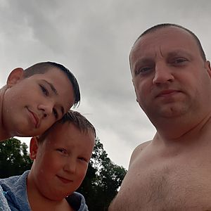 Muž 44 rokov Nové Zámky