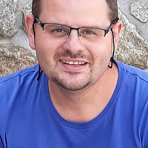 Muž 41 rokov Pezinok
