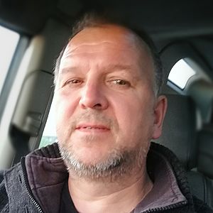 Muž 54 rokov Senec