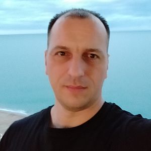 Muž 40 rokov Snina