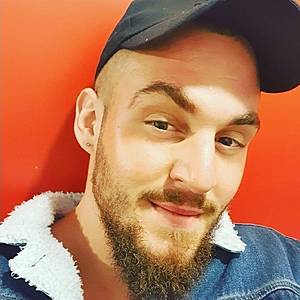 Muž 27 rokov Revúca