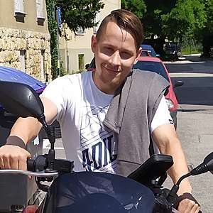 Muž 30 rokov Hlohovec