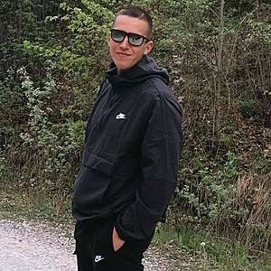 Muž 33 rokov Nitra