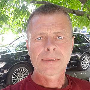 Muž 57 rokov Banská Bystrica