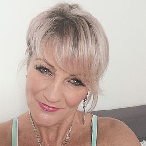 Žena 53 rokov Zlaté Moravce