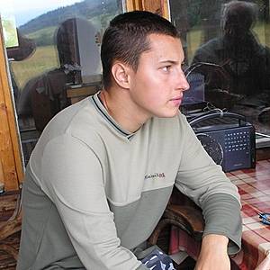 Muž 33 rokov Pezinok