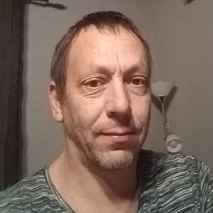 Muž 50 rokov Levice