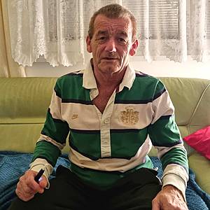 Muž 63 rokov Pezinok