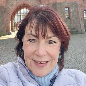 Žena 66 rokov Nové Mesto nad Váhom