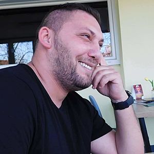 Muž 32 rokov Hlohovec