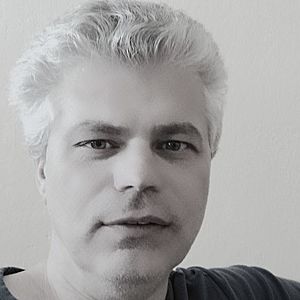 Muž 50 rokov Levice