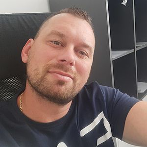 Muž 37 rokov Trenčín