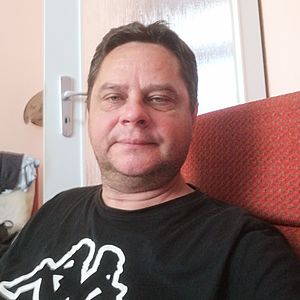 Muž 49 rokov Levice
