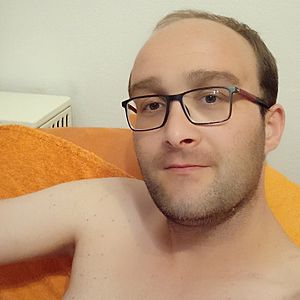 Muž 37 rokov Nové Zámky