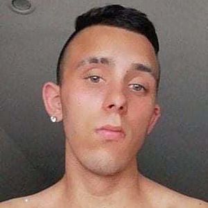 Muž 21 rokov Šaľa