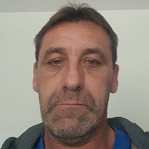 Muž 52 rokov Trenčín