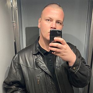 Muž 23 rokov Ilava