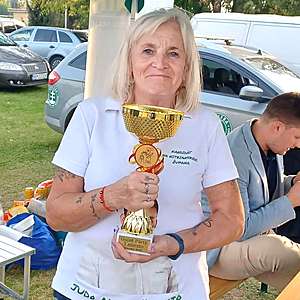 Žena 68 rokov Zlaté Moravce