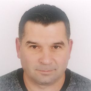 Muž 44 rokov Martin