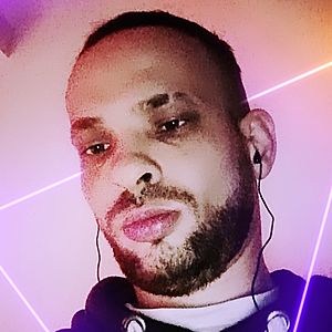 Muž 32 rokov Zlaté Moravce