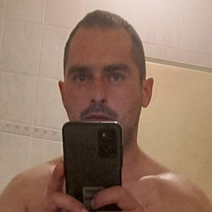 Muž 26 rokov Bratislava