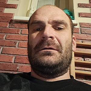 Muž 40 rokov Šamorín