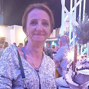 Žena 49 rokov Trenčín