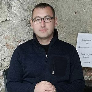 Muž 48 rokov Pezinok