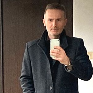 Muž 44 rokov Senec