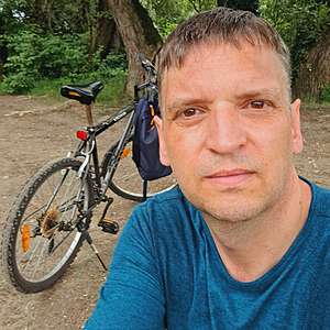 Muž 46 rokov Šaľa
