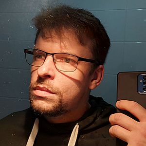 Muž 34 rokov Sládkovičovo