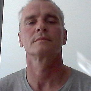Muž 49 rokov Bratislava