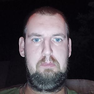 Muž 30 rokov Šaľa