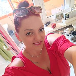 Žena 46 rokov Holíč