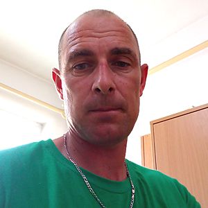 Muž 43 rokov Hanušovce nad Topľou