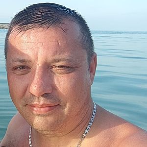 Muž 44 rokov Bratislava