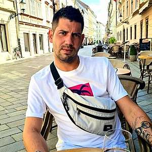 Muž 37 rokov Bratislava