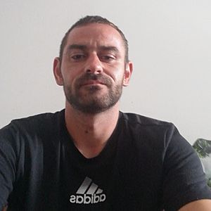 Muž 33 rokov Bratislava