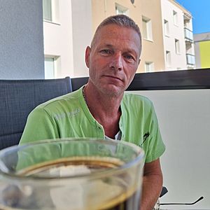 Muž 54 rokov Piešťany