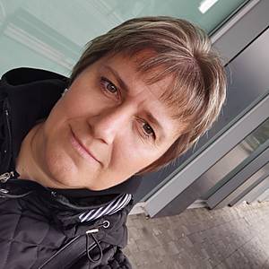 Žena 46 rokov Piešťany