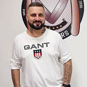 Muž 41 rokov Nové Zámky