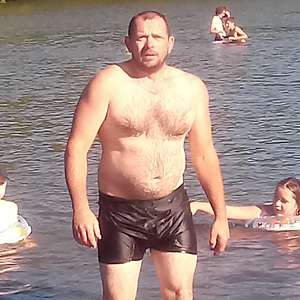 Muž 38 rokov Topoľčany