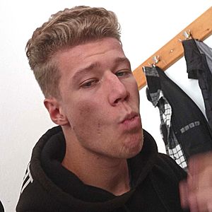 Muž 19 rokov Piešťany