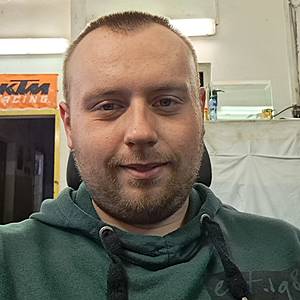 Muž 25 rokov Nitra